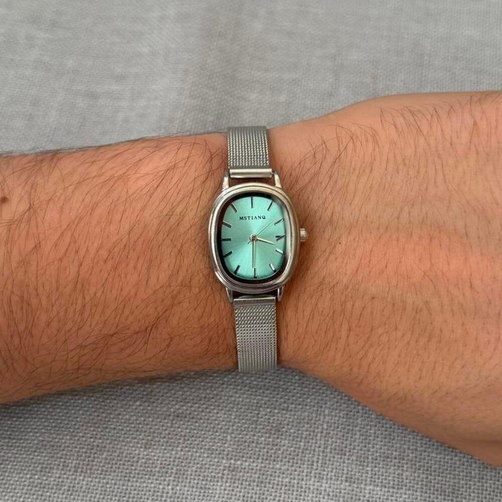 Elegant silver watch classic analogue WMNS1